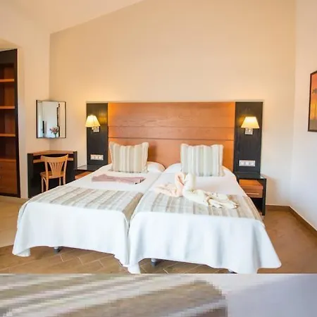 Miraflor Hotel 4*