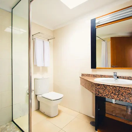 Miraflor Hotel 4*
